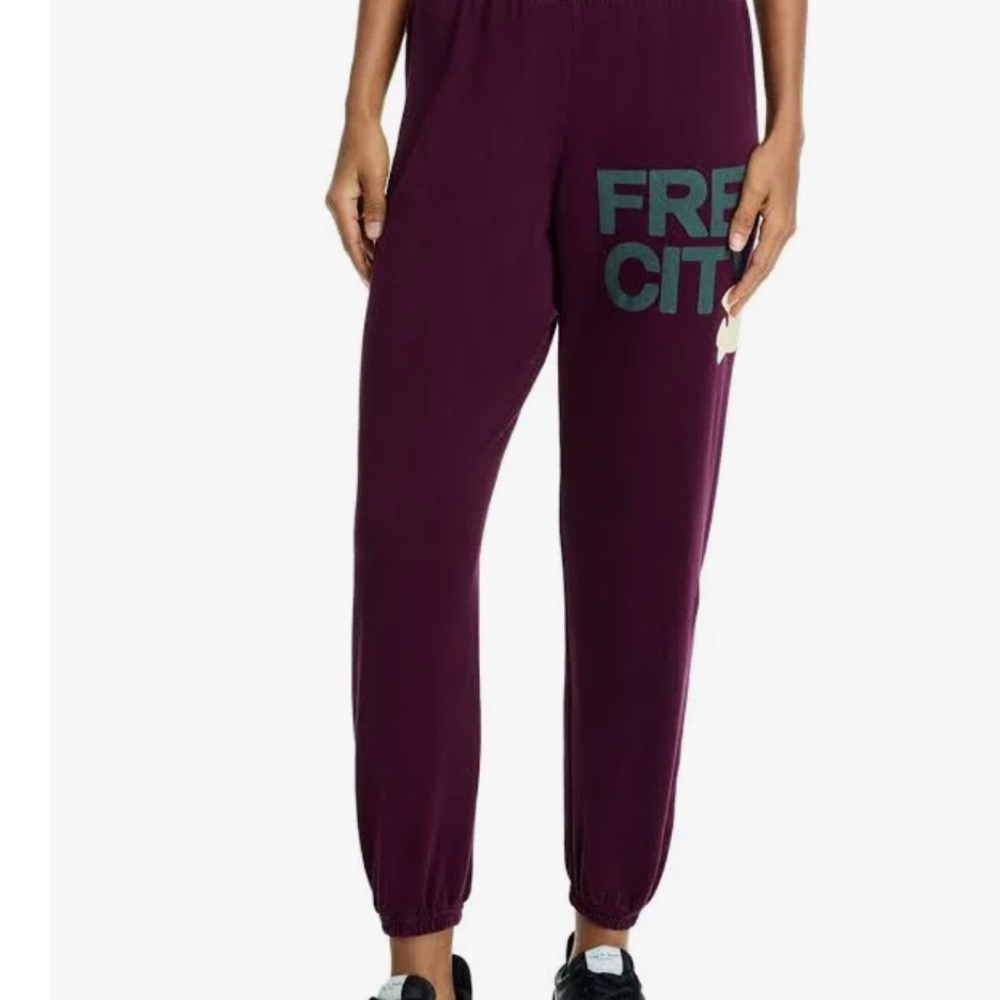 freecity Maroon Sweatpants